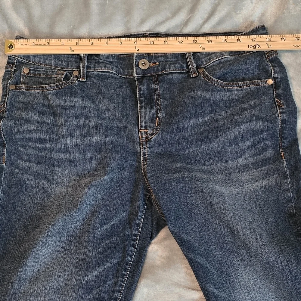 Torrid Women's Blue Jeans, Boyfriend Vintage, Size 14, Cotton & Spandex (1112)